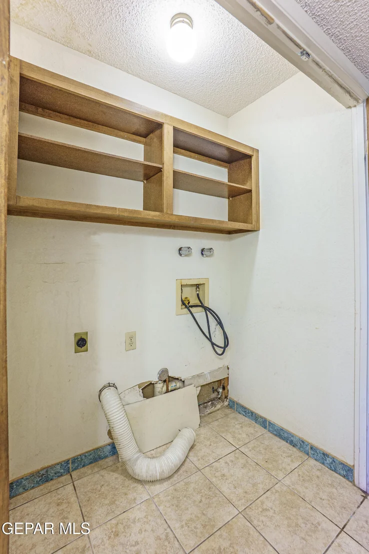 Photo of 5866 OLEASTER Drive