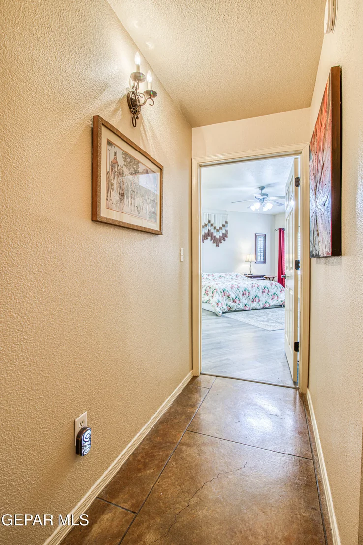 Photo of 5800 ANGEL Street