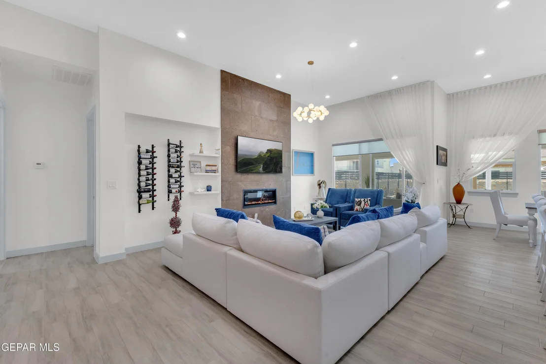Photo of 304 Rio Pinsaqui Court