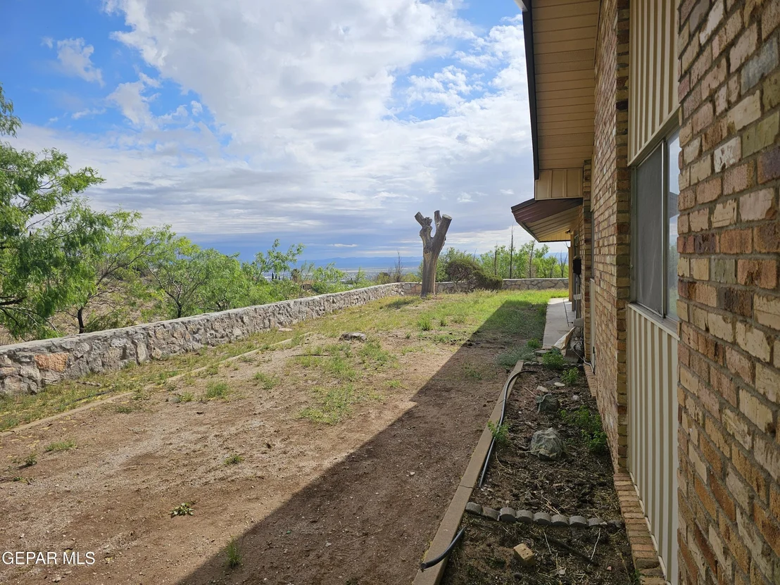 Photo of 3101 Parknorth Drive