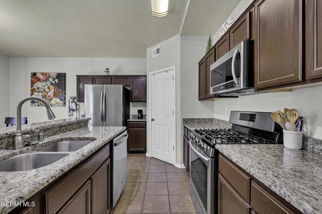 Photo of 2240 AMBER POINT Place