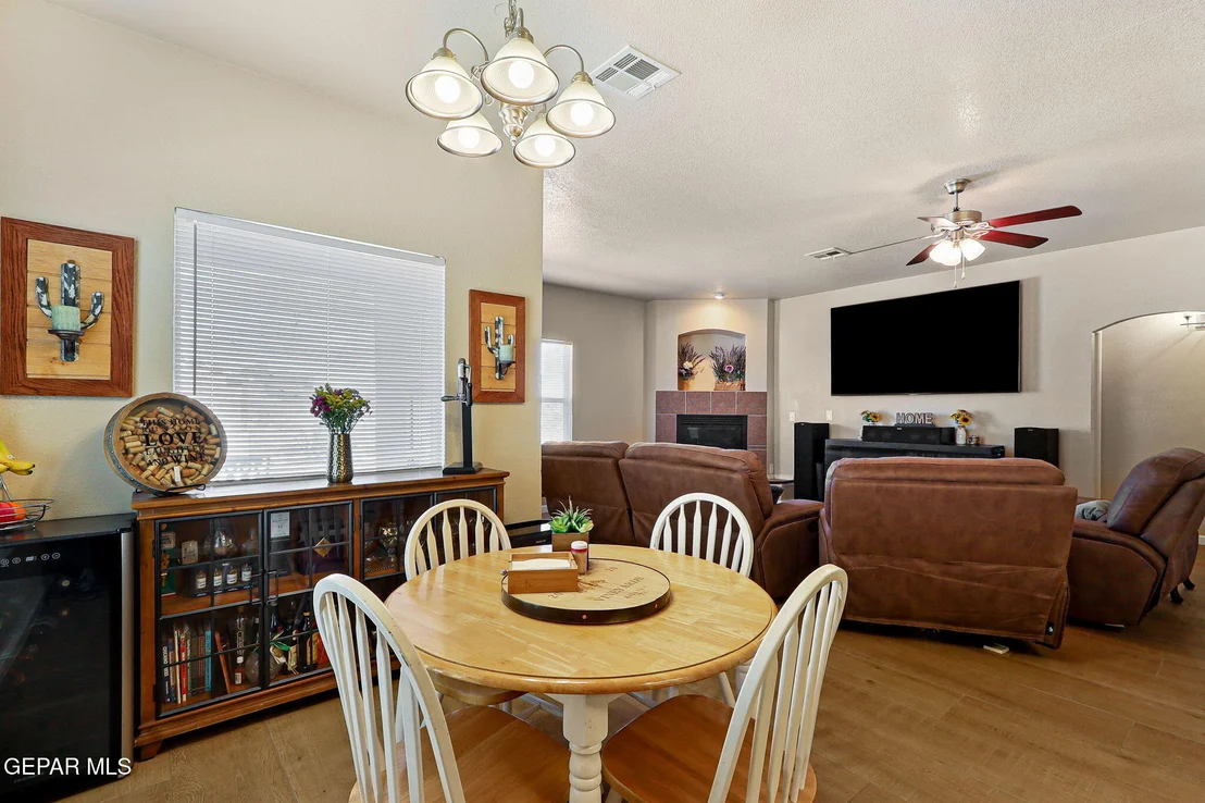 Photo of 7309 MESQUITE FLOR Drive