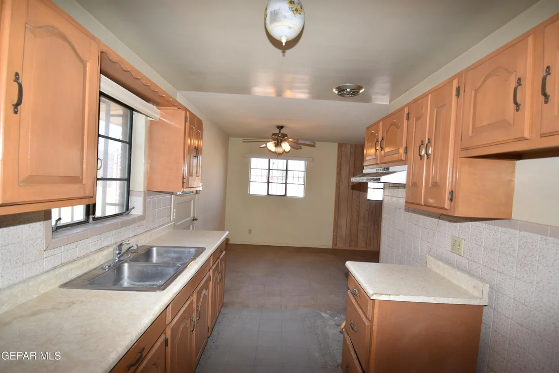 Photo of 532 ENCINO Drive