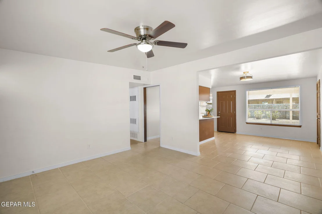 Photo of 8282 VALLE PLACIDO Drive