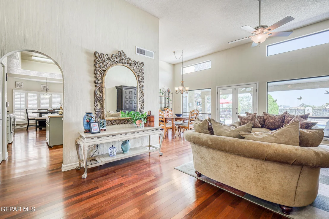 Photo of 7225 Rochester Drive