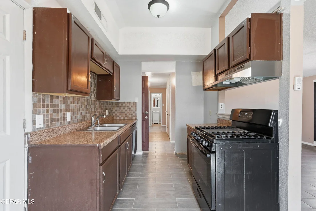 Photo of 11837 LEWIS LEE Court