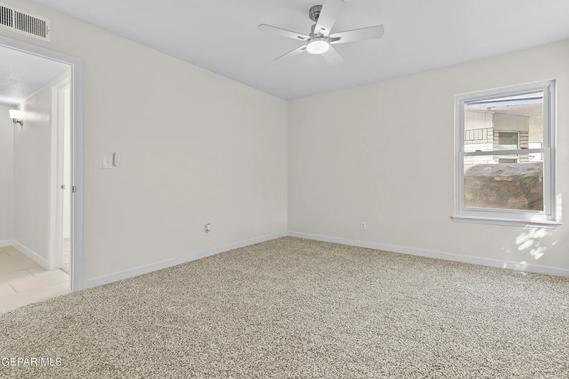 Photo of 936 ONEIDA Drive