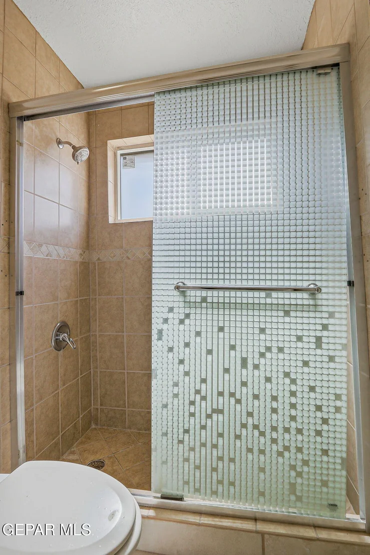 Photo of 8400 FURMAN Place
