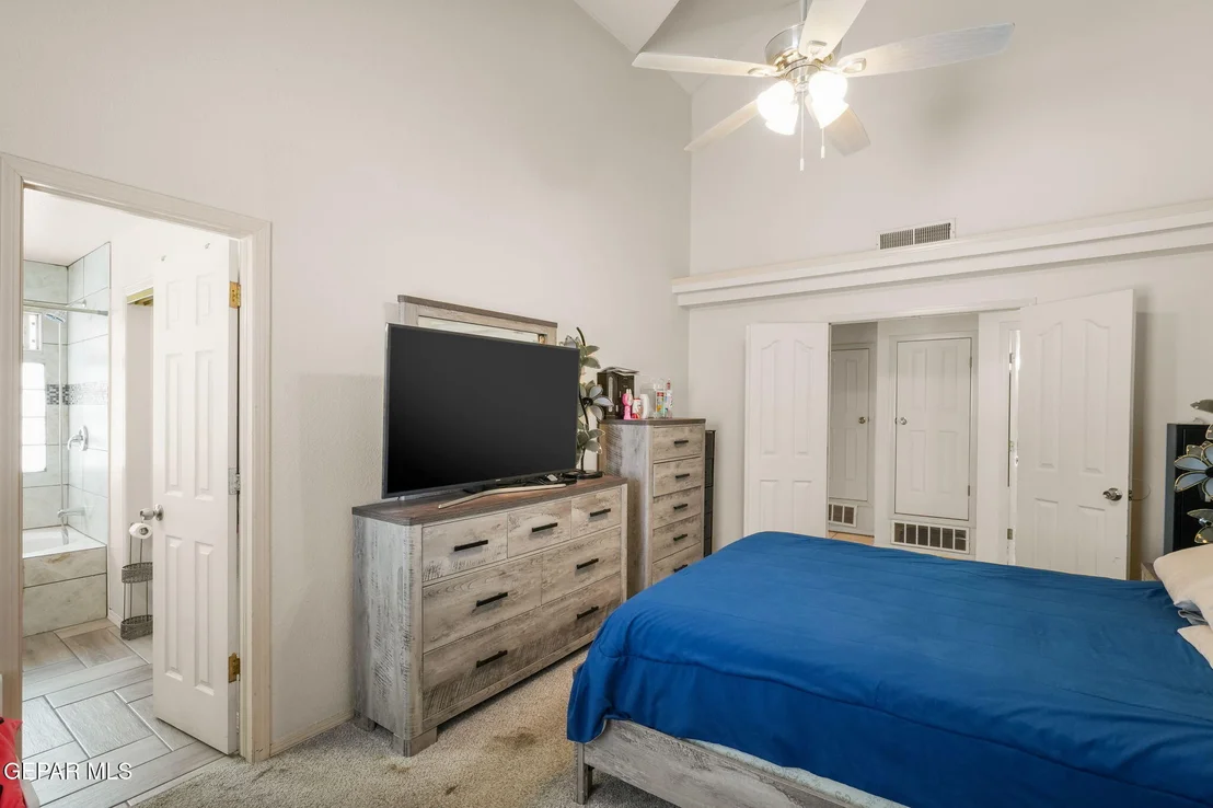Photo of 7987 NIGHT FALL Place
