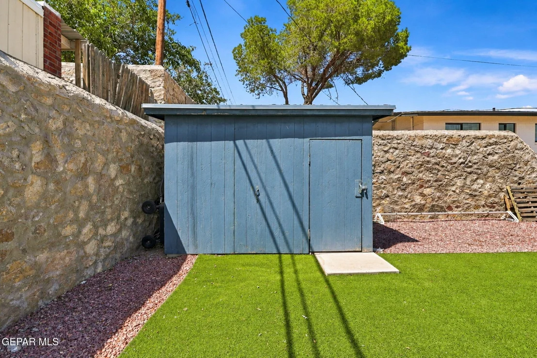 Photo of 8713 ECHO Street