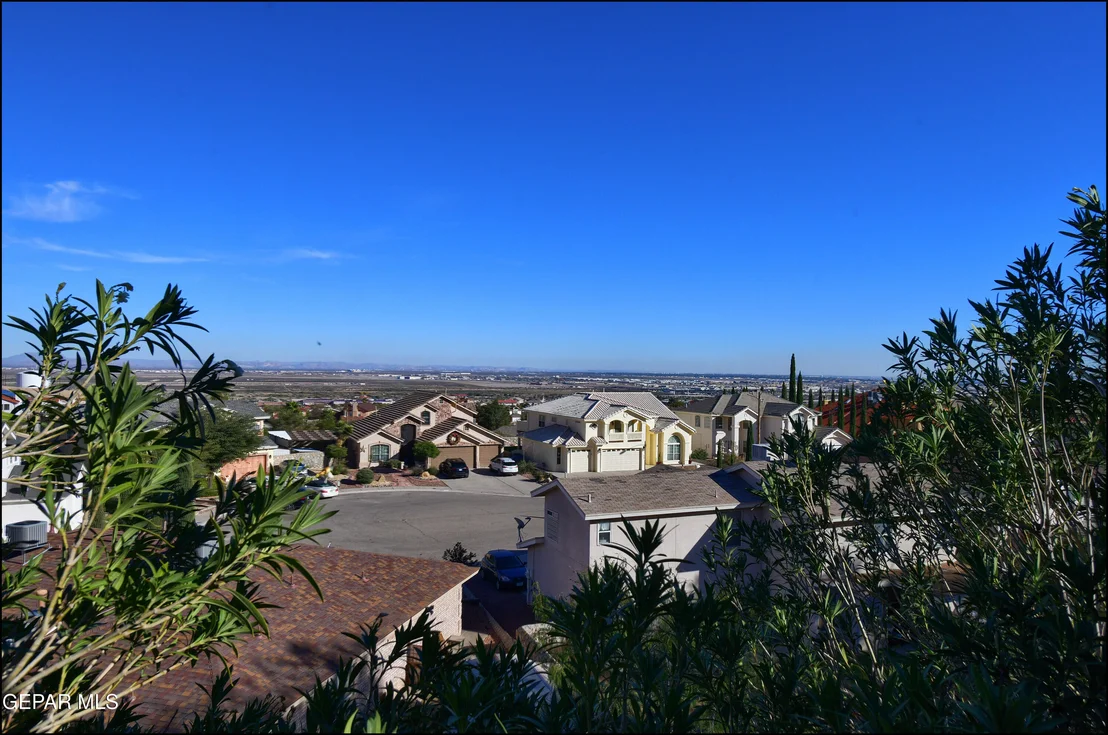 Photo of 7516 BIG BEND Drive