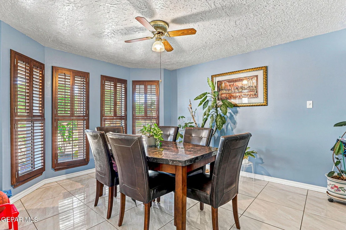 Photo of 125 LA NELL Drive