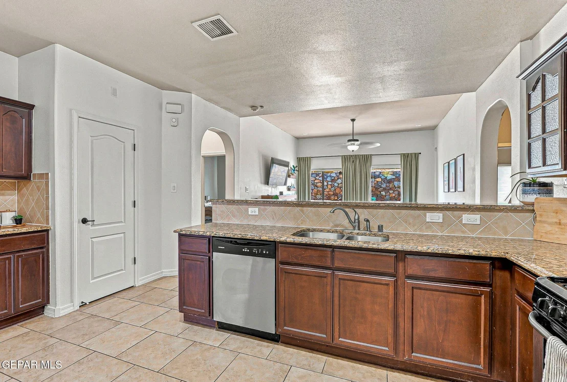 Photo of 14318 OWL POINT Avenue