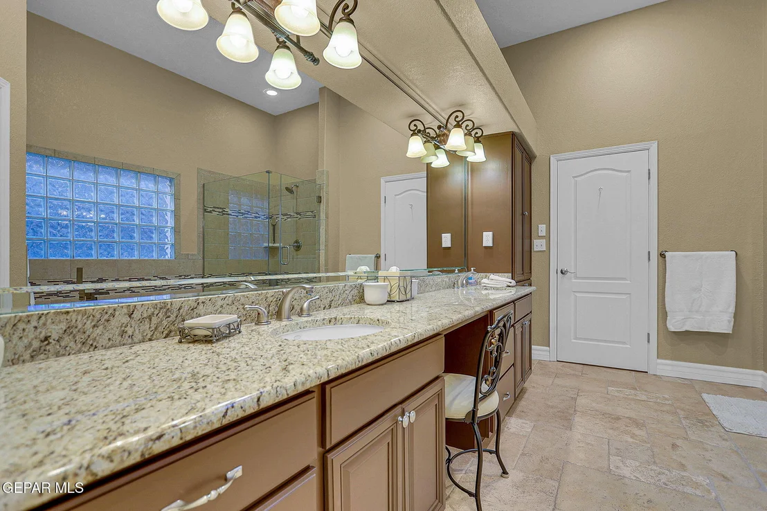 Photo of 5567 Buckley Drive