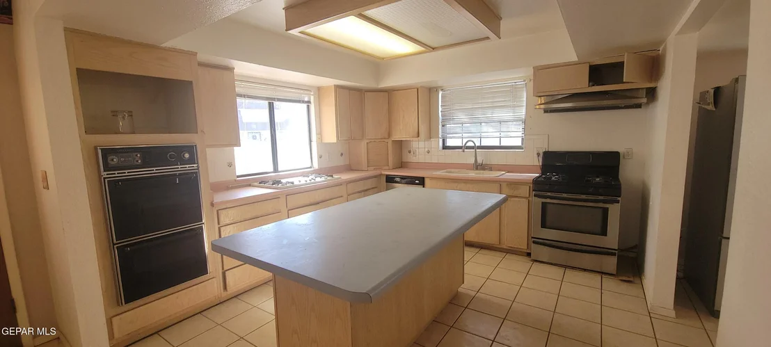 Photo of 628 BLUFF CANYON Circle