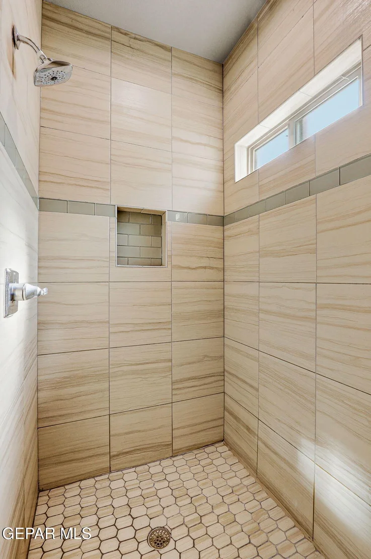 Photo of 5948 HIDDEN ARBOR Drive