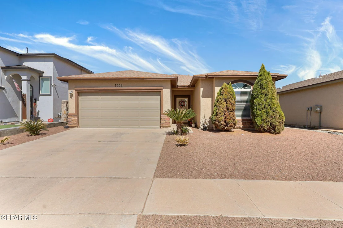 Photo of 7309 MESQUITE FLOR Drive