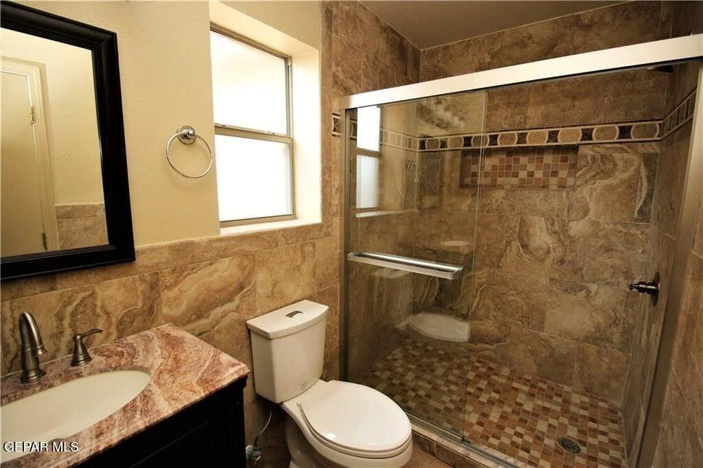 Photo of 6241 LOVEBIRD Lane