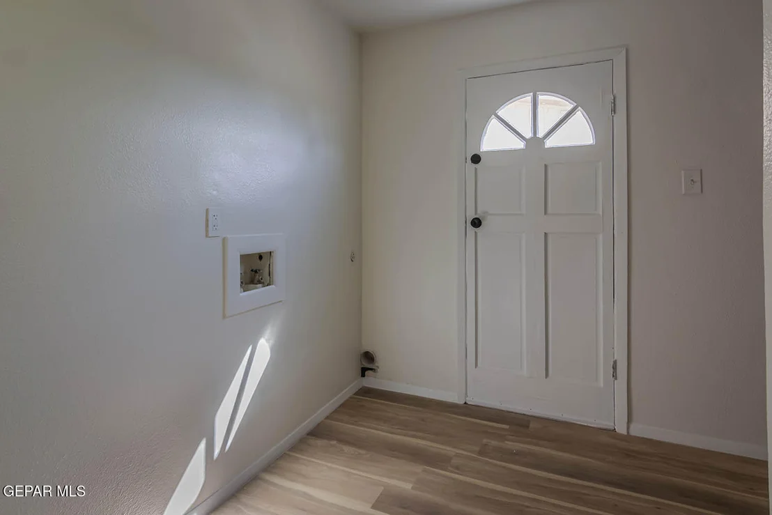 Photo of 2820 BEACHCOMBER Drive