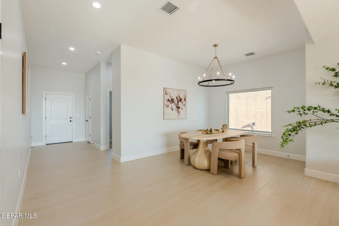 Photo of 1850 Pommel Place