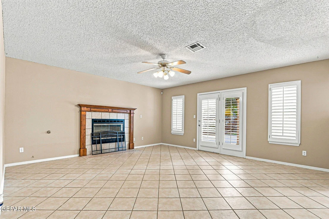 Photo of 6076 LOS SIGLOS Drive