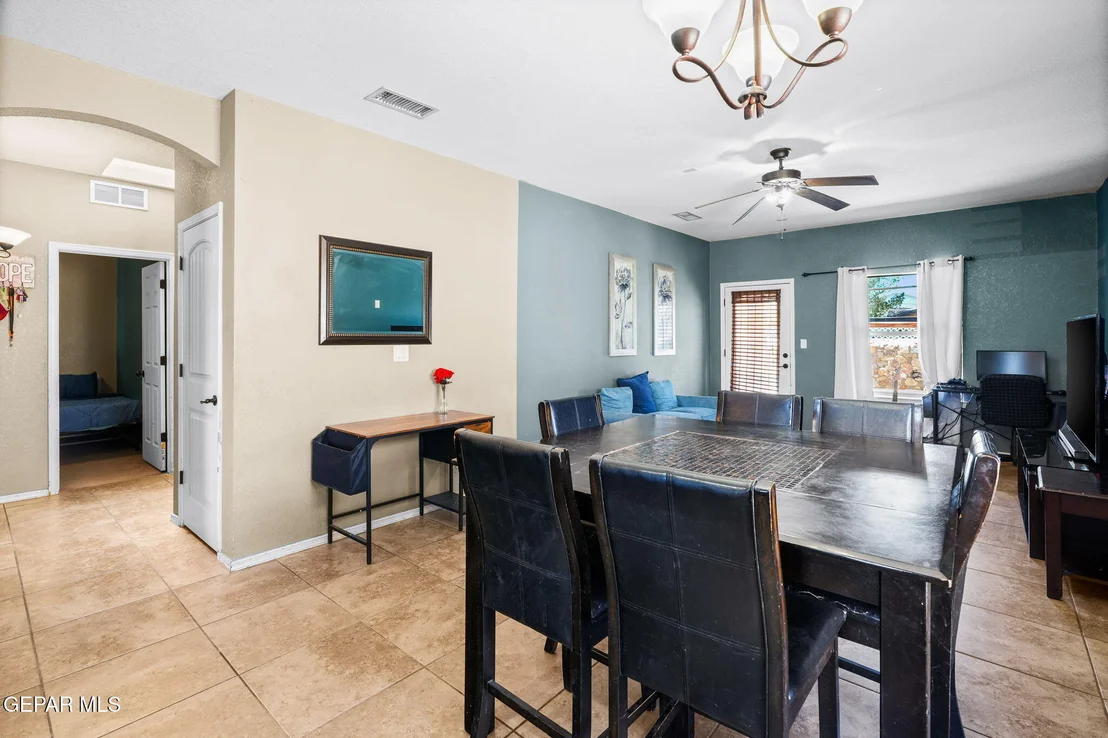 Photo of 3281 GARDEN POINT Drive