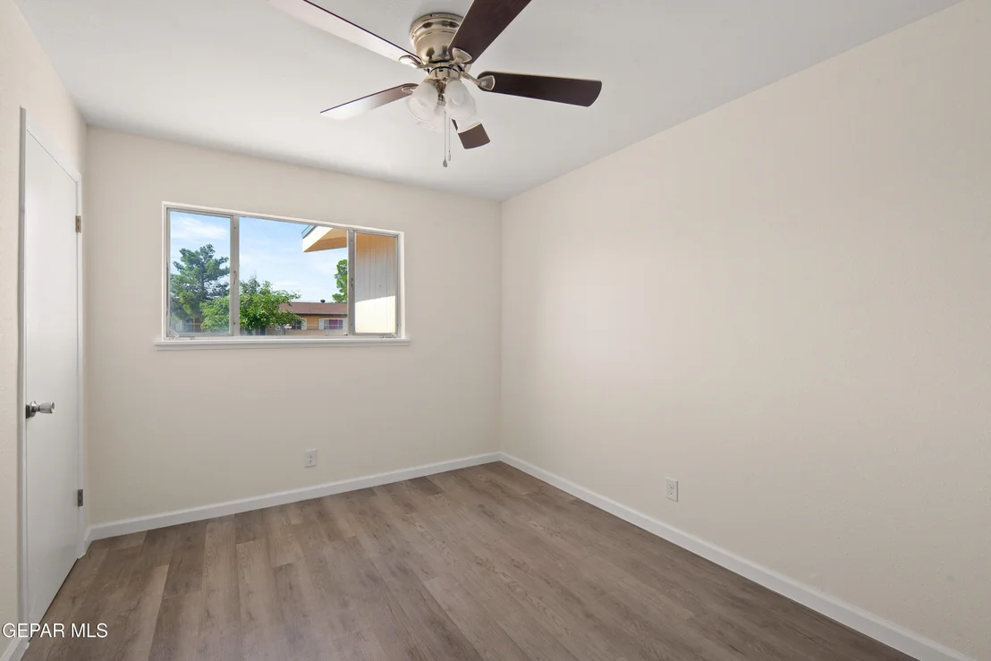 Photo of 5829 NIKE Lane