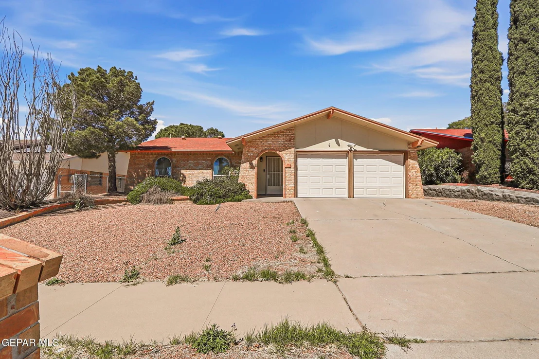 Photo of 663 EL PARQUE Drive