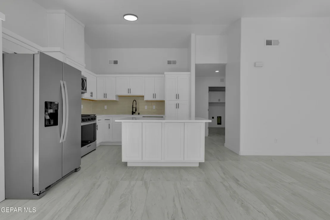 Photo of 15137 Expectation Avenue