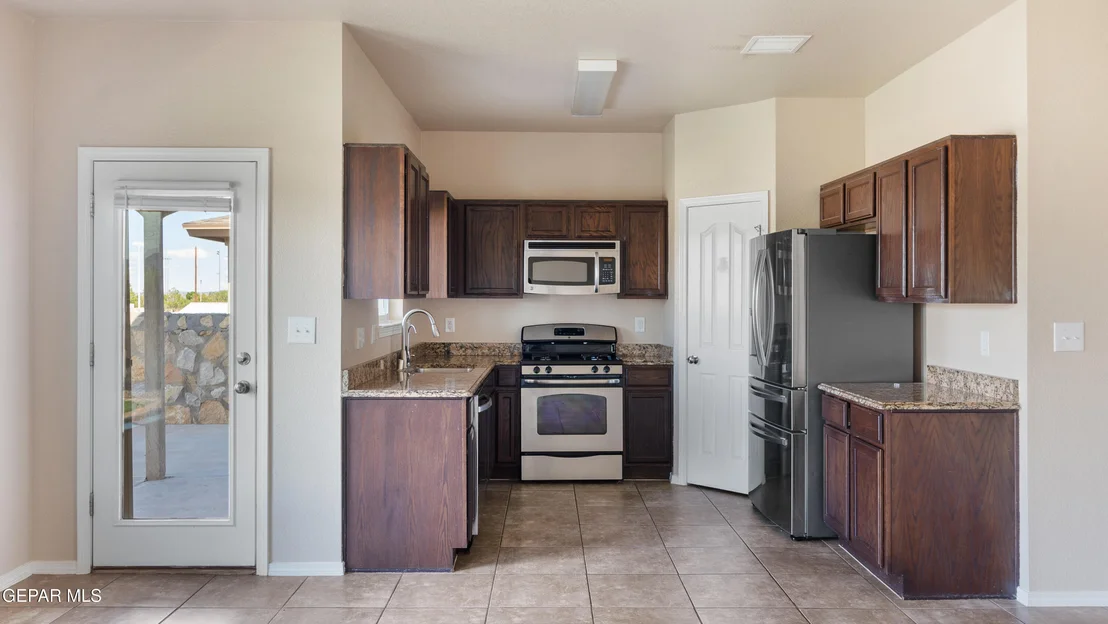 Photo of 5975 REDSTONE RIM Drive