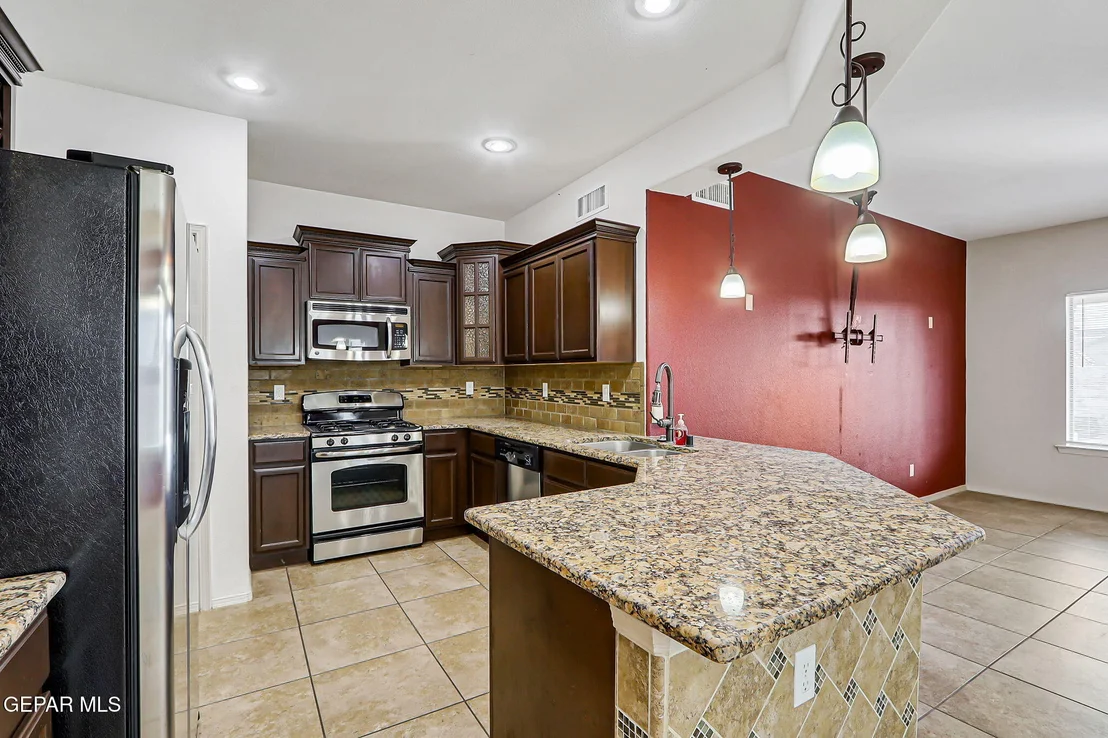 Photo of 14604 RANDALL CUNNINGHAM Avenue