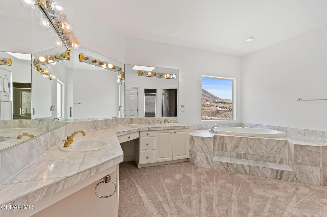 Photo of 5566 Buckley Drive