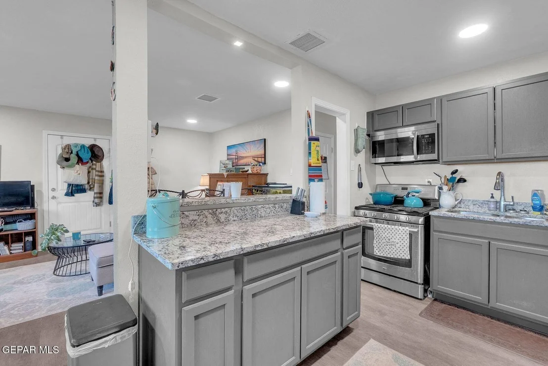 Photo of 9301 SALISBURY Drive