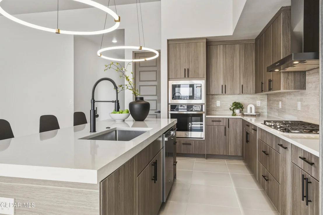 Photo of 1837 BRIDLE Place
