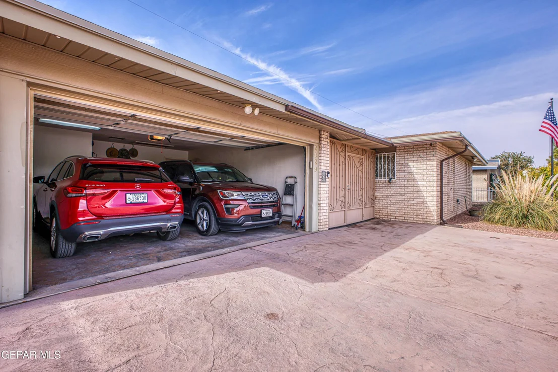 Photo of 2029 MERMAID Drive