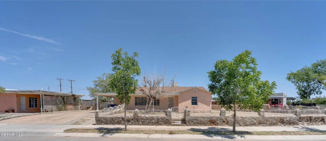 Photo of 5013 Flower Drive