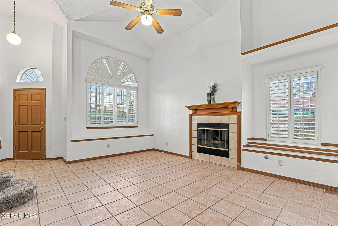 Photo of 912 TOTONACA Lane