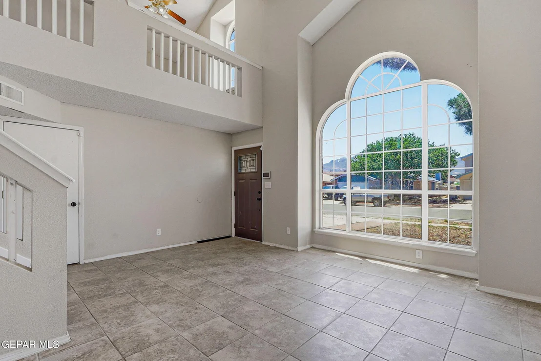 Photo of 10892 REEF SANDS Drive