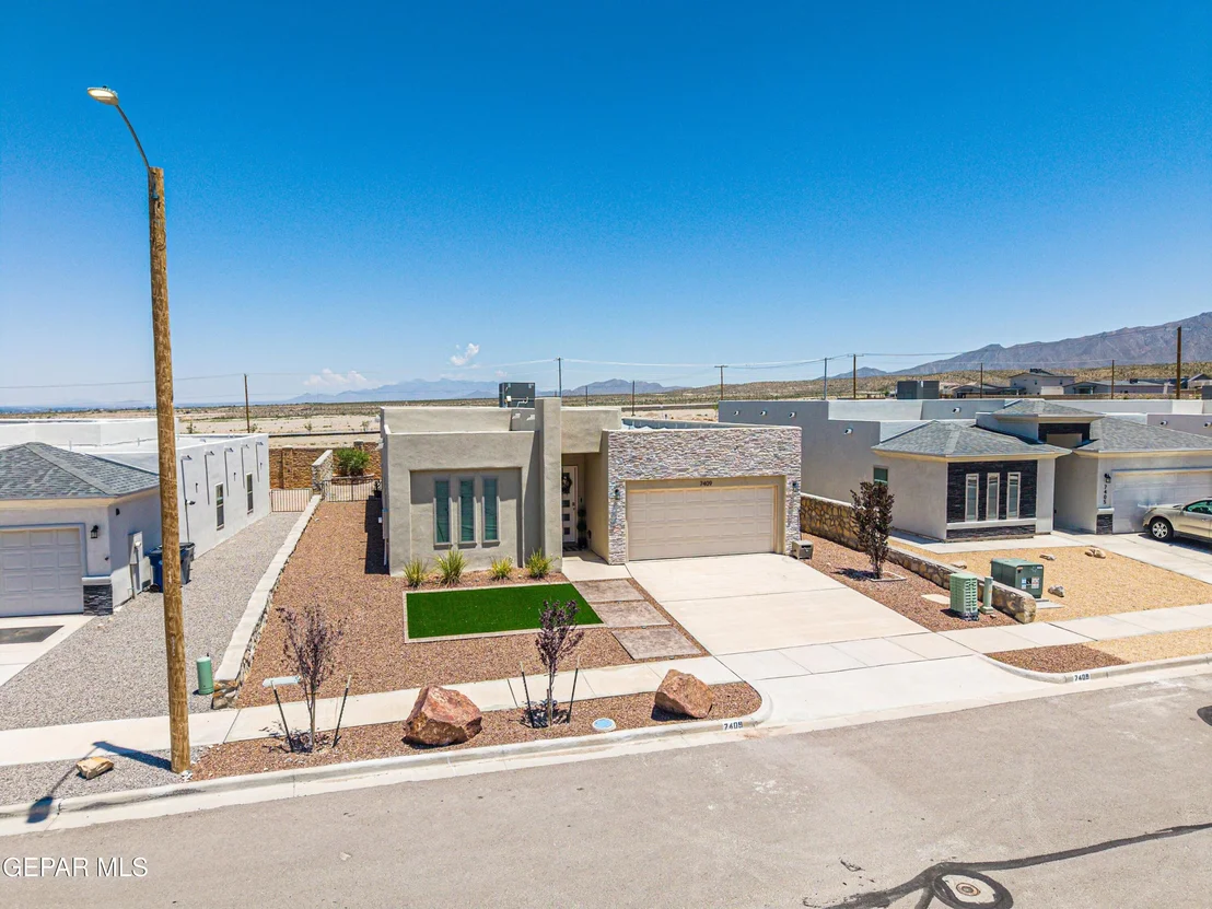 Photo of 7409 Enchanted Point Drive