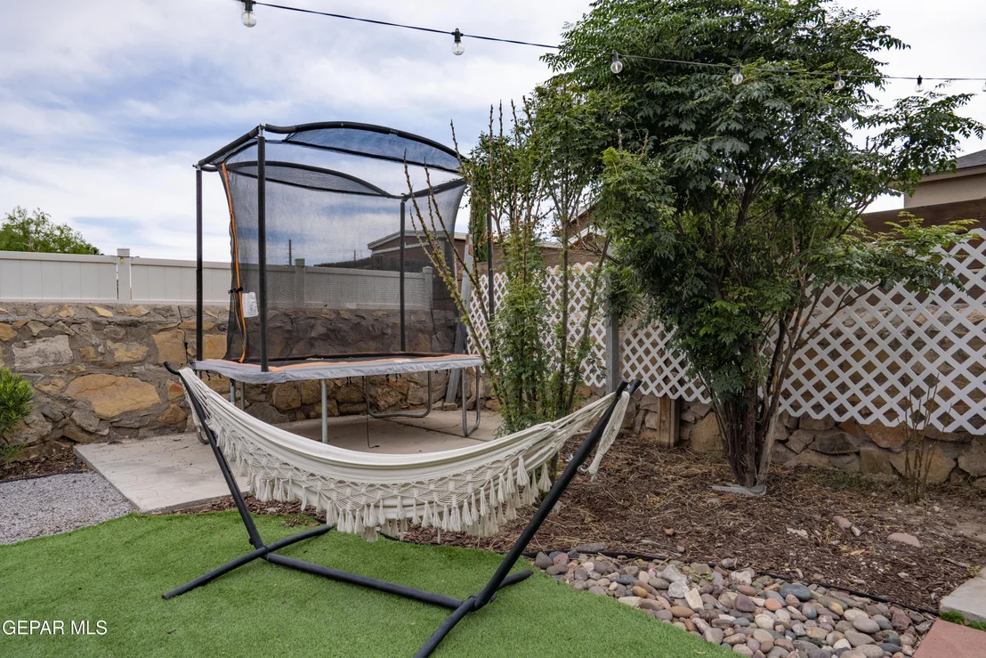 Photo of 6233 GRACE MADRILES Place