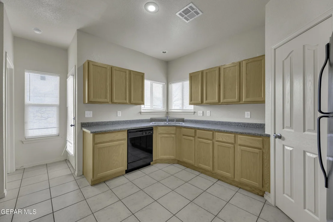 Photo of 10489 CANYON SAGE Drive