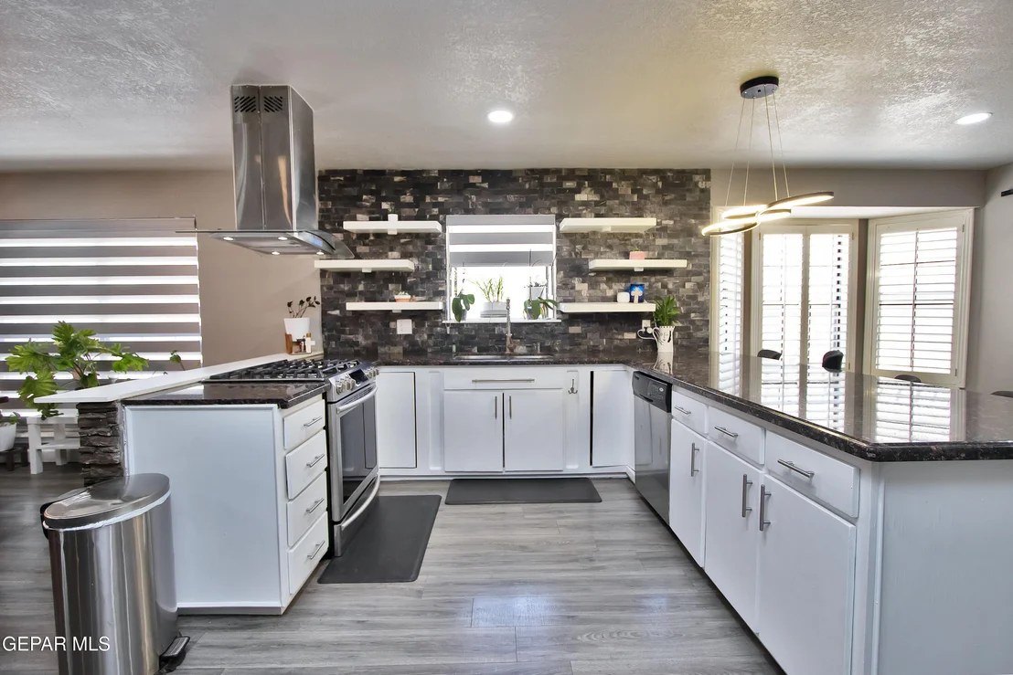 Photo of 6777 Villa Hermosa Drive