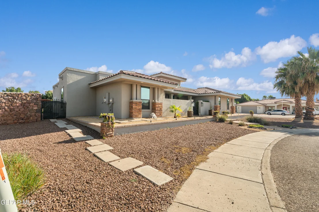 Photo of 5910 ARBOL Place