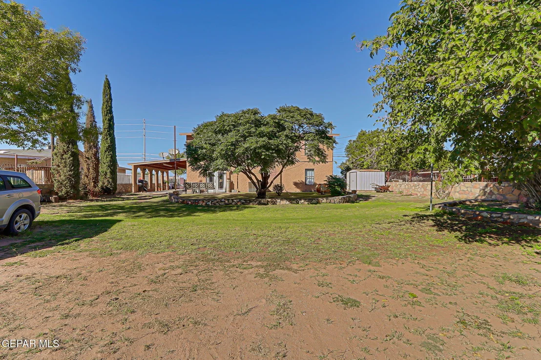 Photo of 15972 N Horizon Boulevard