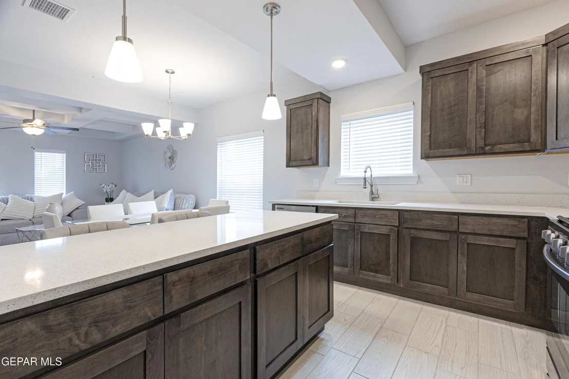 Photo of 546 Spanish Oak Drive