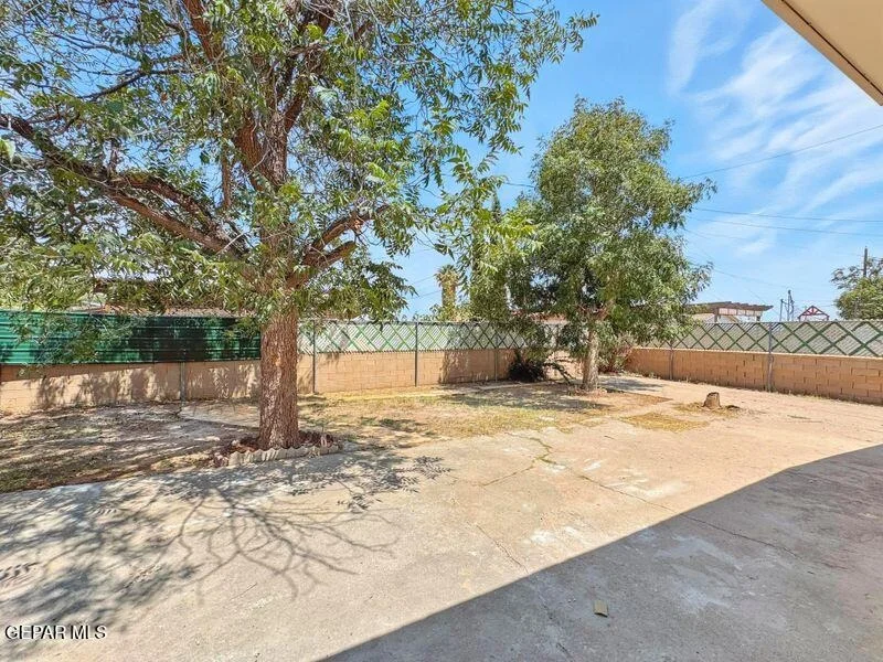 Photo of 7215 Barker Road