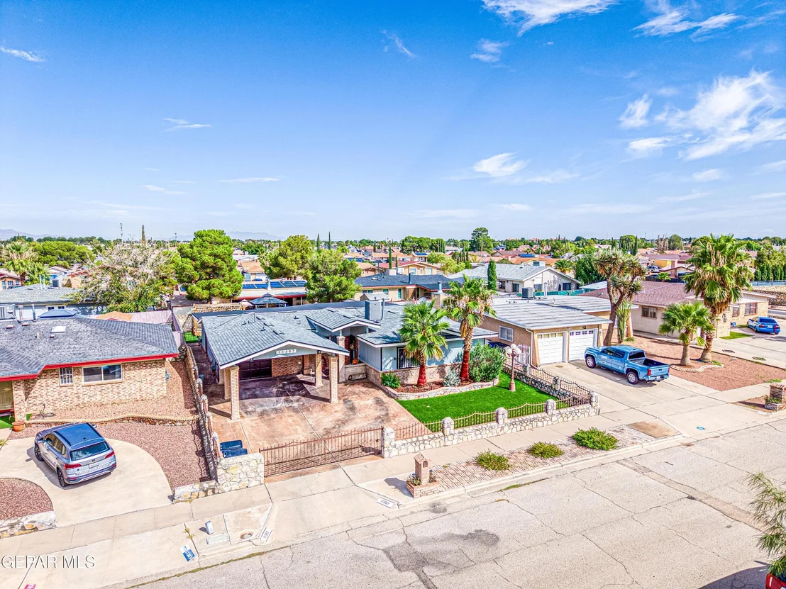 Photo of 11387 BEACH FRONT Drive