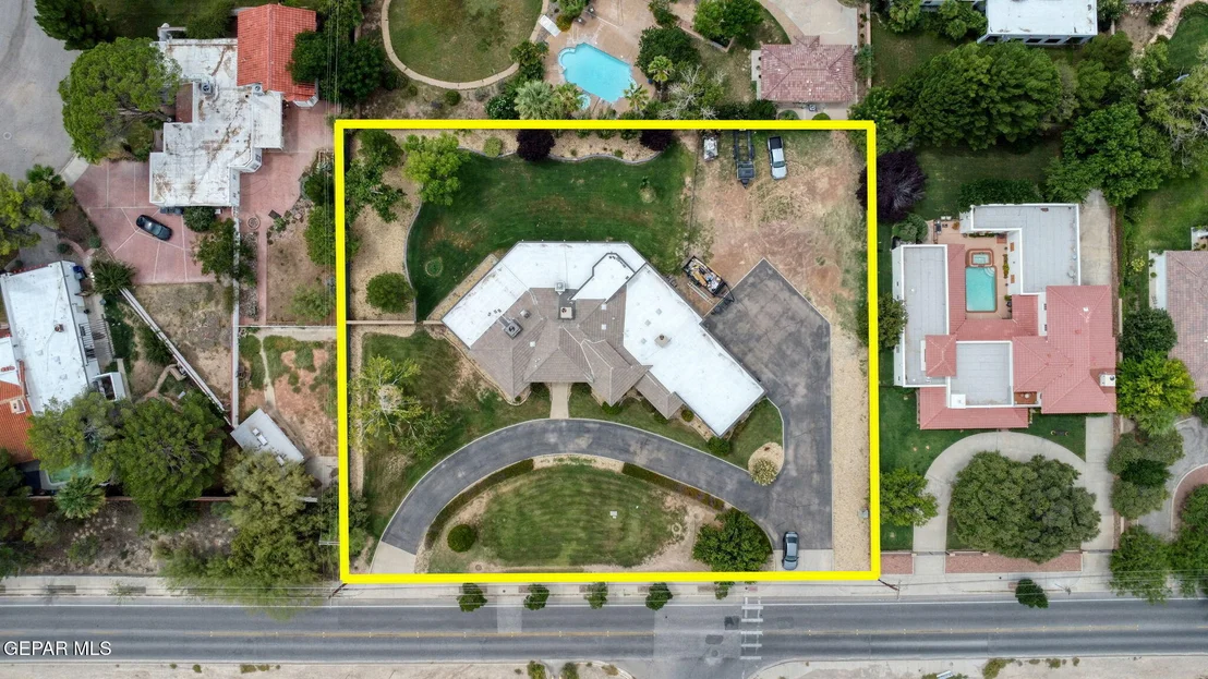 Photo of 5301 UPPER VALLEY Road