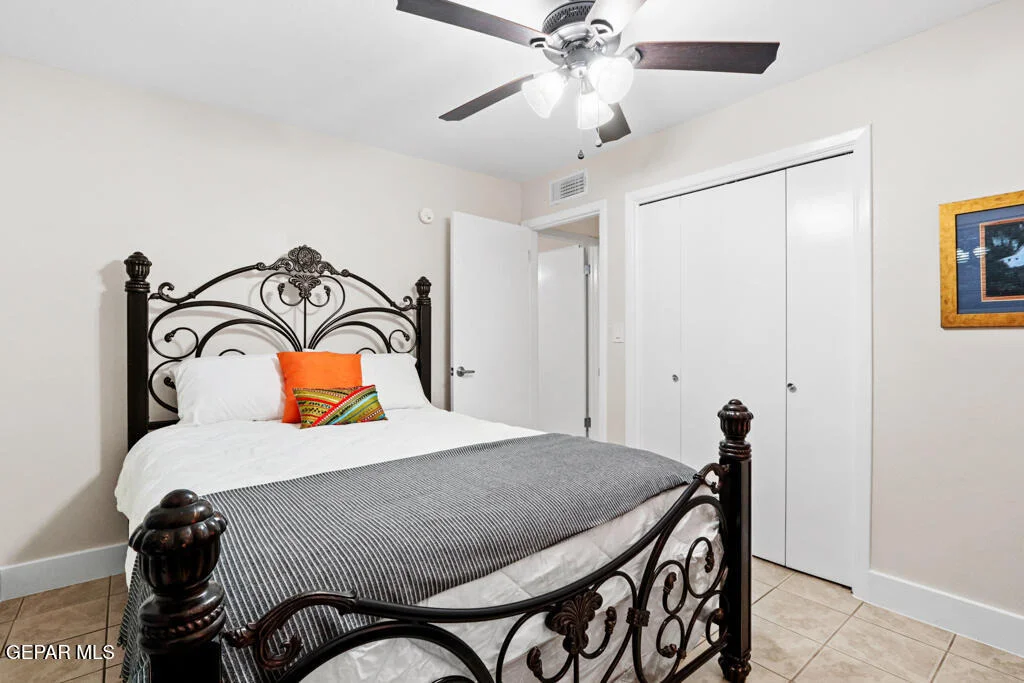 Photo of 10053 Foothill Drive