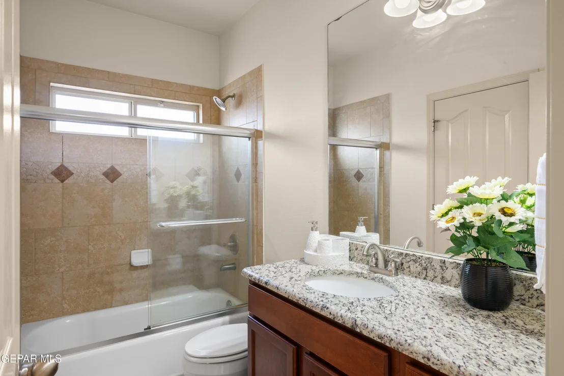 Photo of 7250 LONGSPUR Drive